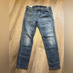 Diesel 'Chinelle' Jeans Regular Slim-Tapered blue Wash Sz 29x 34.